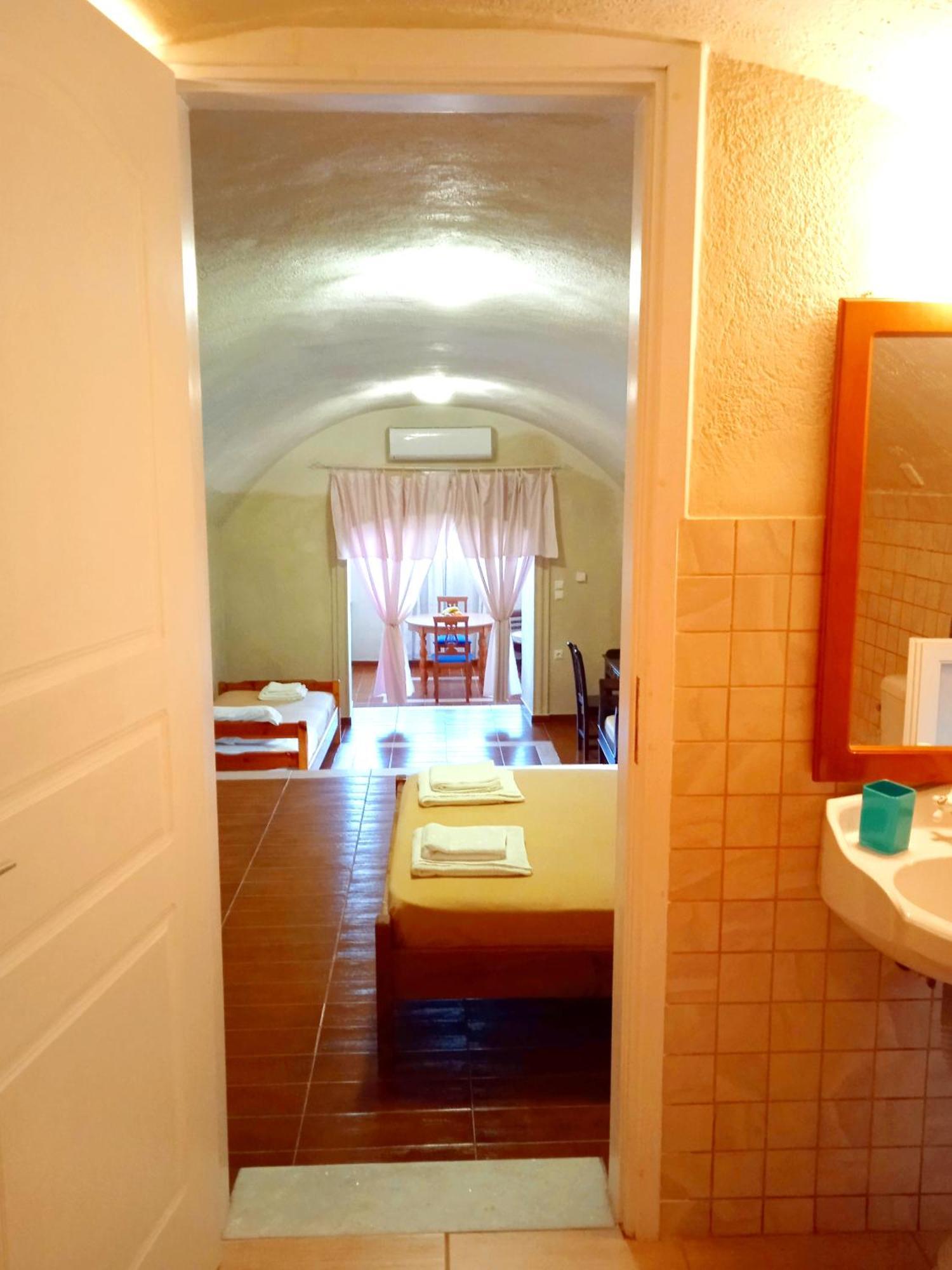 Loukas Kontos Traditional House Emporio  Екстер'єр фото
